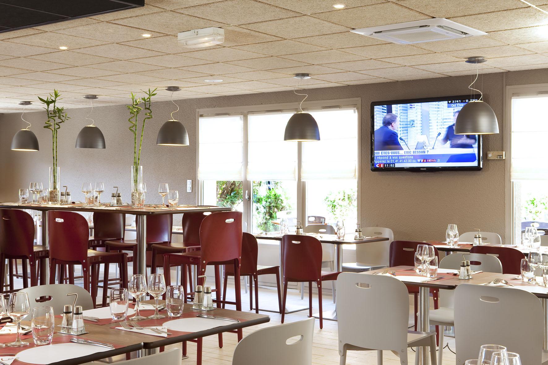 Campanile Marseille Saint Antoine Hotel Restaurant foto